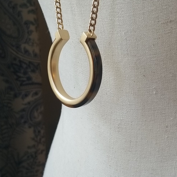 Long necklace faux gold and tortoise shell - Picture 5 of 8